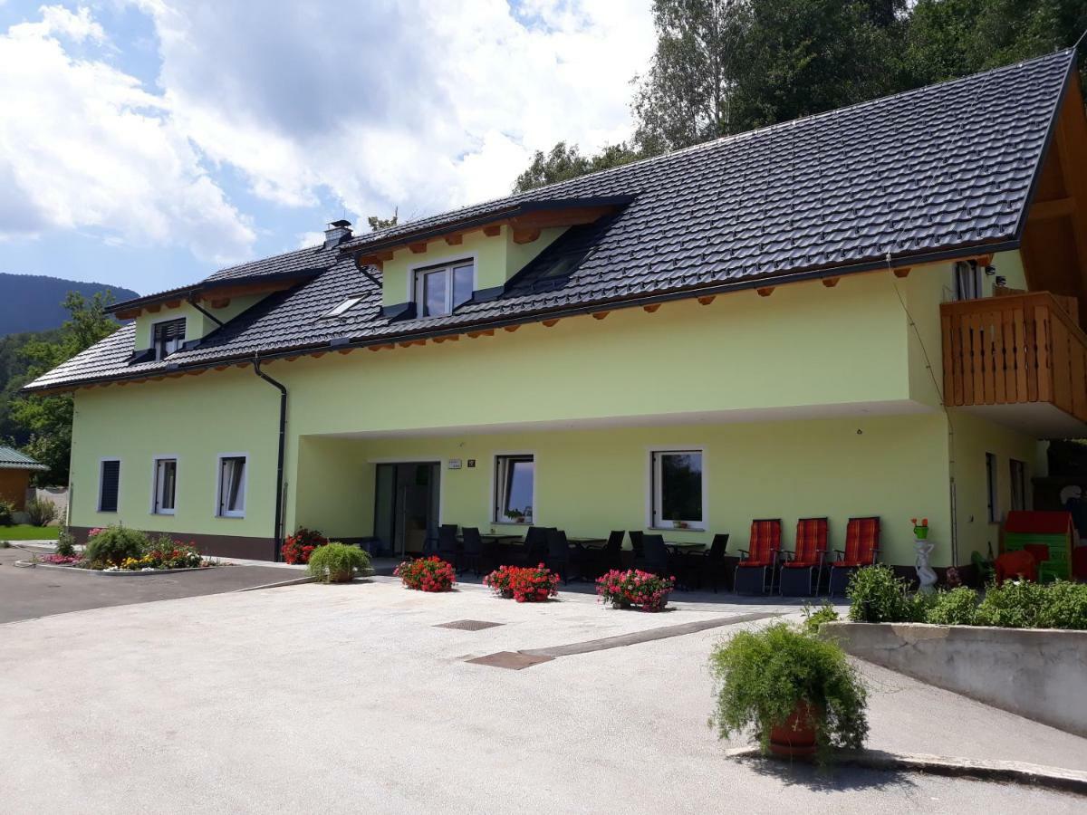 Apartments And Wellness Jelovca Radovljica Exterior foto